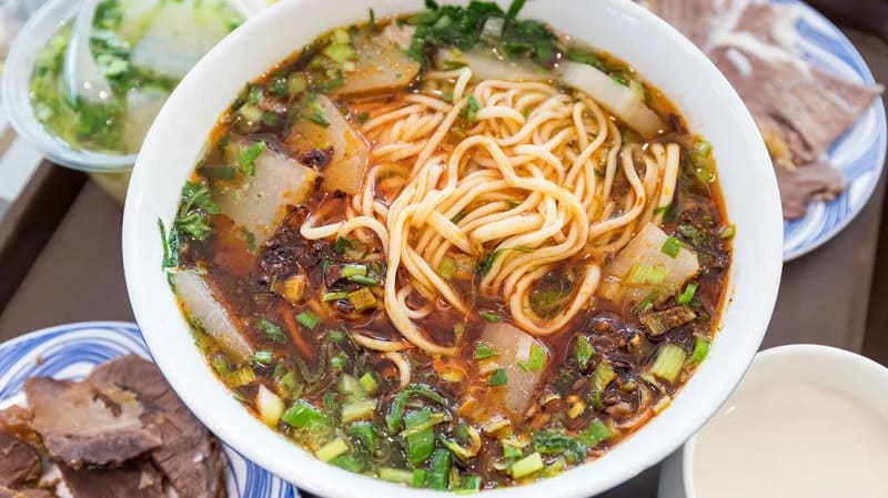 20 best soups in the world as listed by an American newspaper - Vietnamese Pho is called an excellent rice noodle soup 13