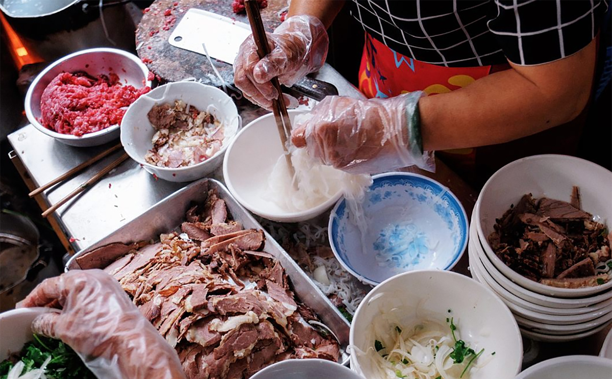 hàng phở Michelin 3