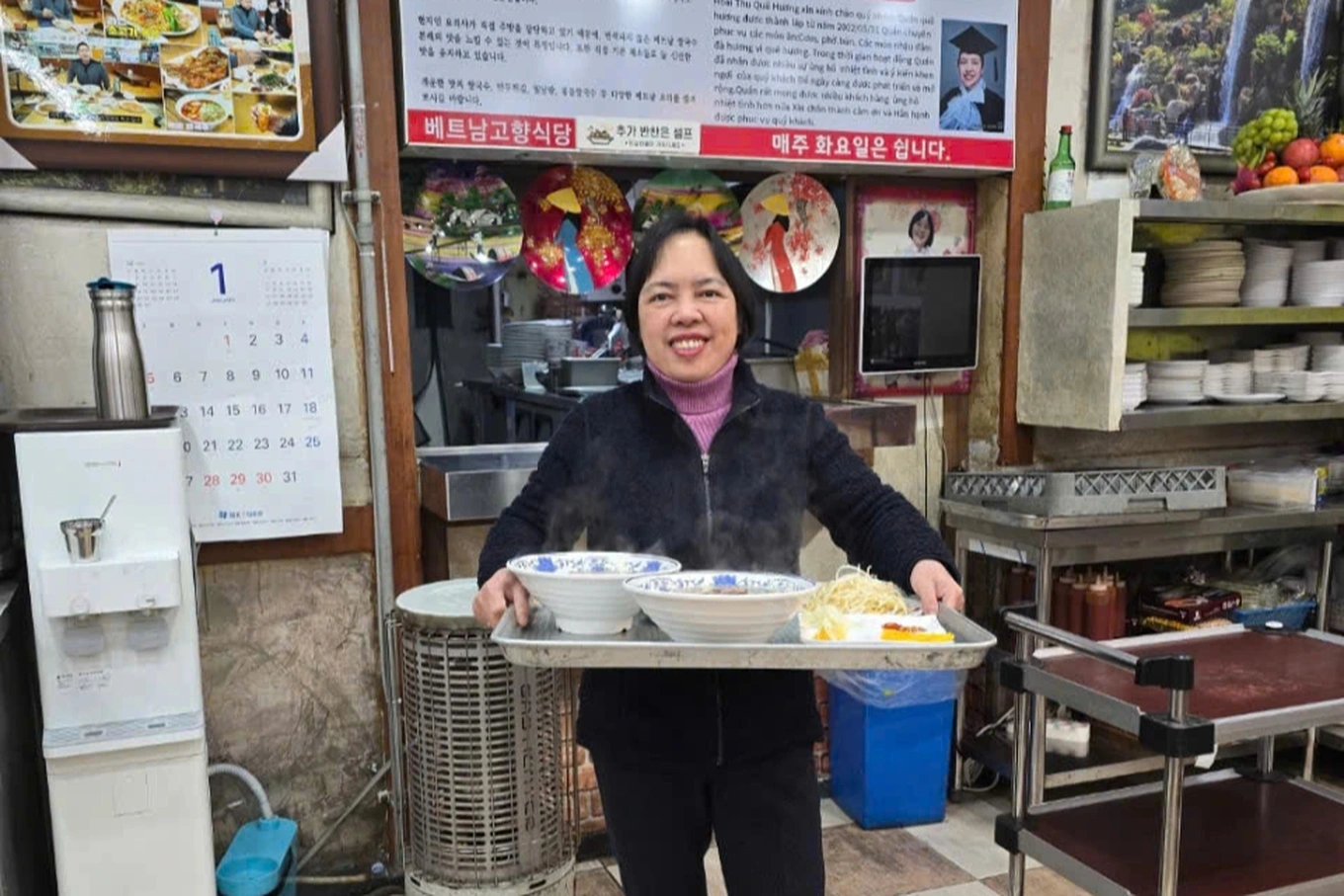Sang Hàn bán phở 1