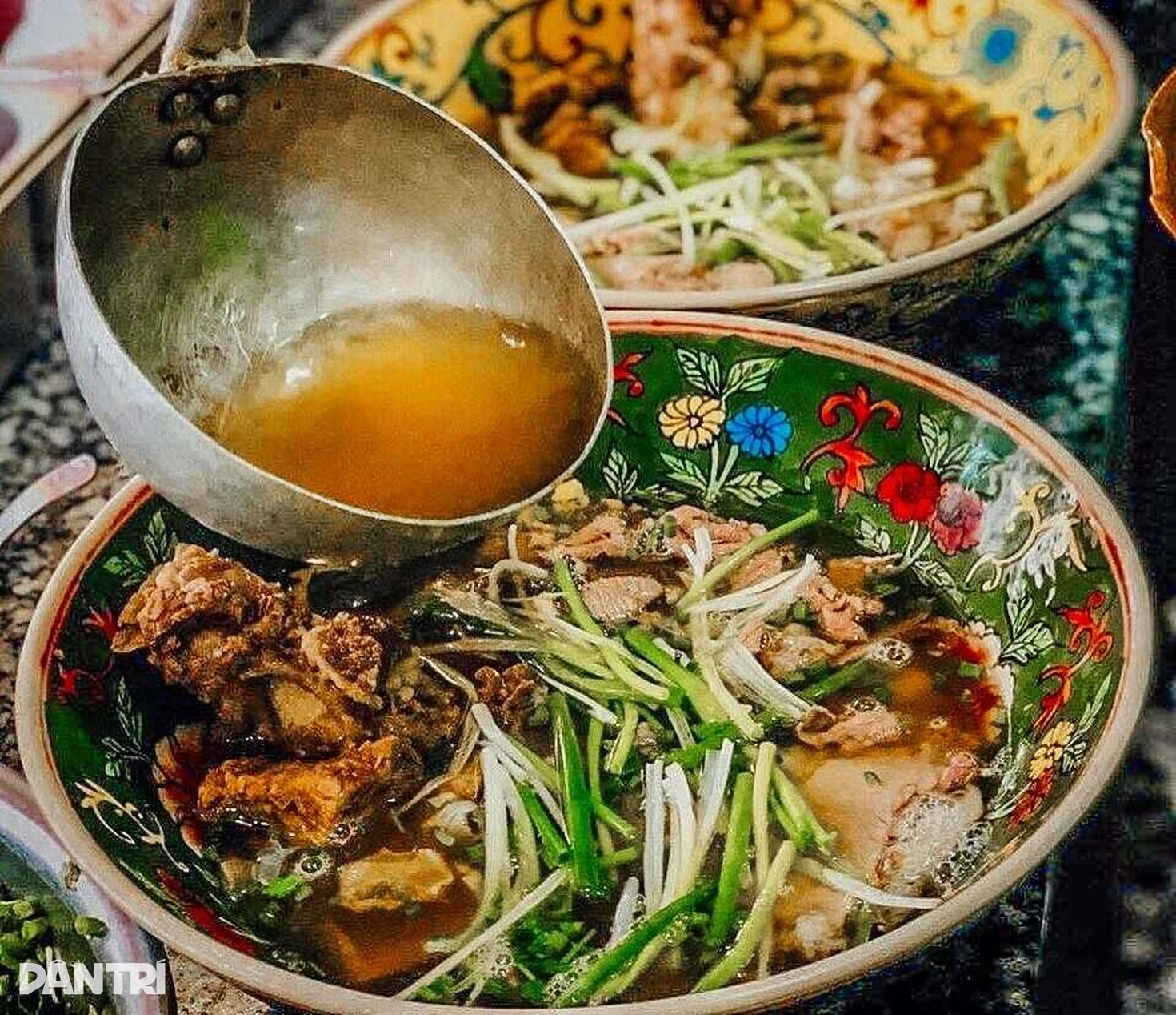 pho bo bat su 5
