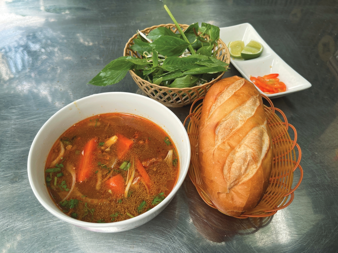 banh mi bo kho anh ngoc dong 1777369708056464590118