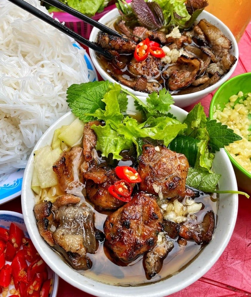 Nữ du khách Pháp 1